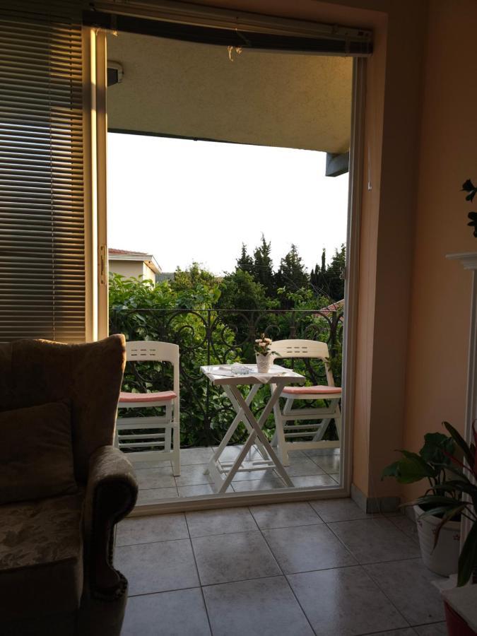 Apartment Odmor Bar Exterior photo