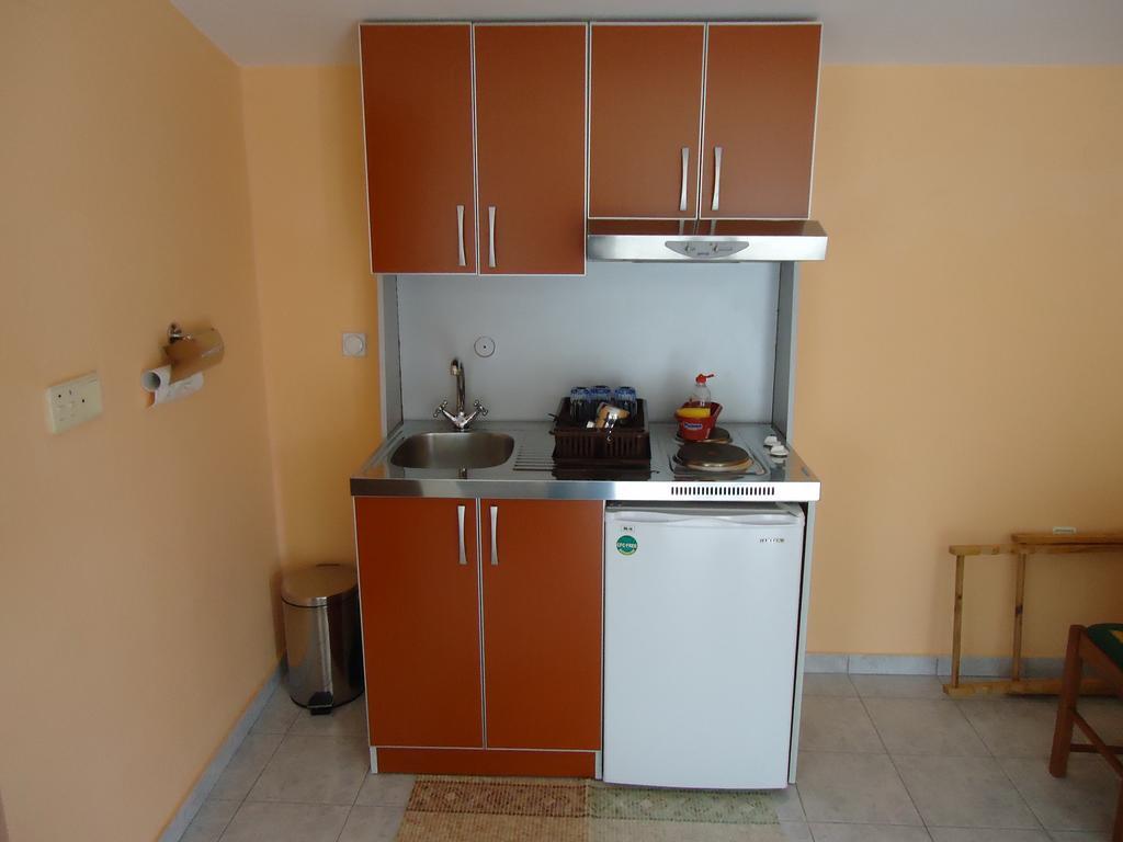 Apartment Odmor Bar Exterior photo